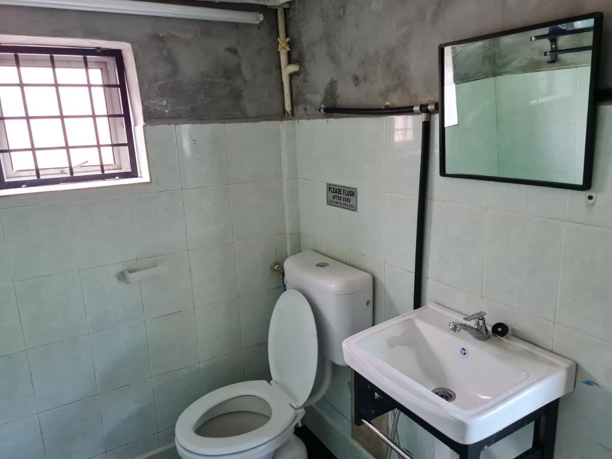 Lot 85 Seremban Town New Cozy Homestay Lobak Roomstay Exterior foto