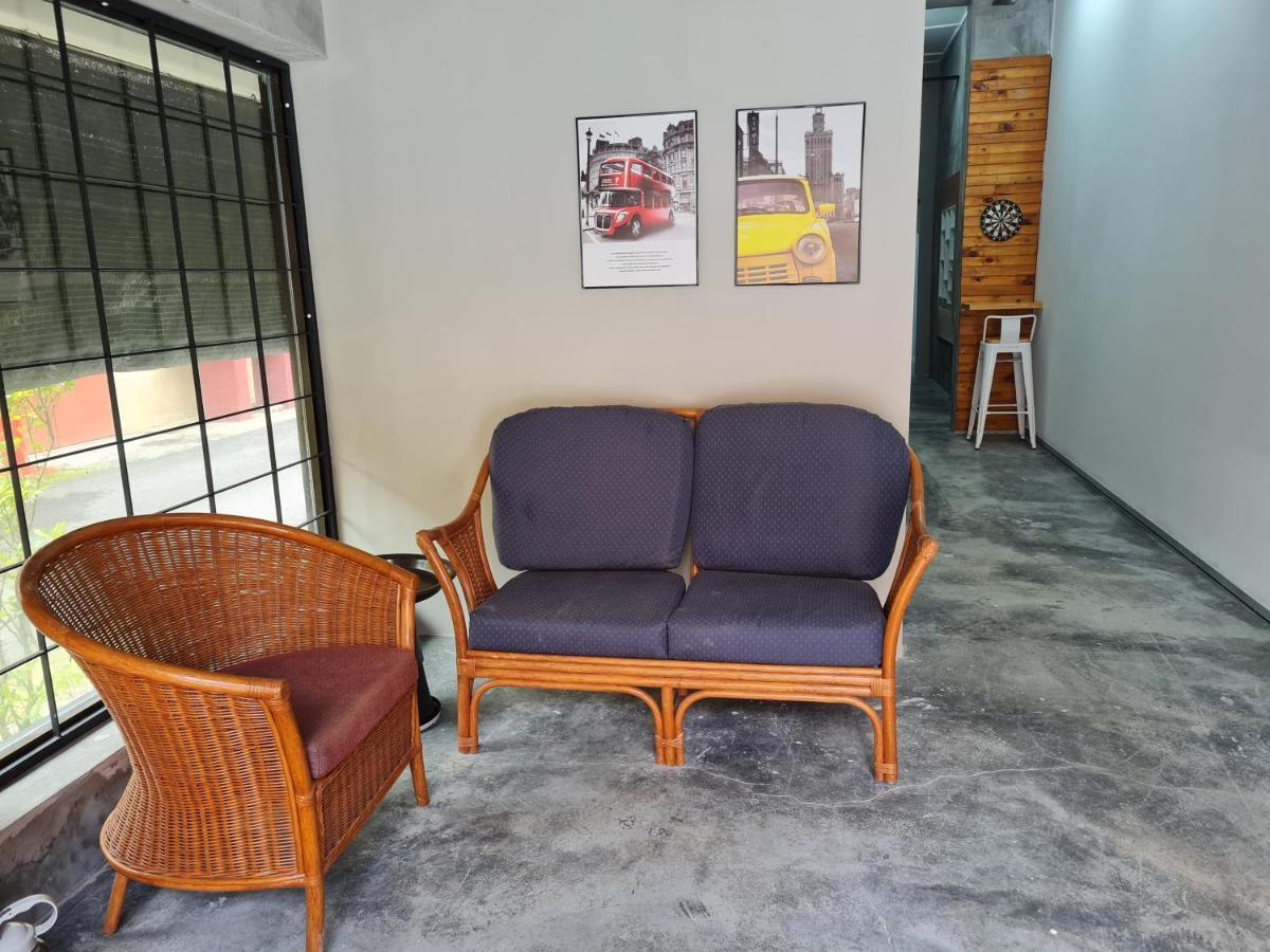 Lot 85 Seremban Town New Cozy Homestay Lobak Roomstay Exterior foto