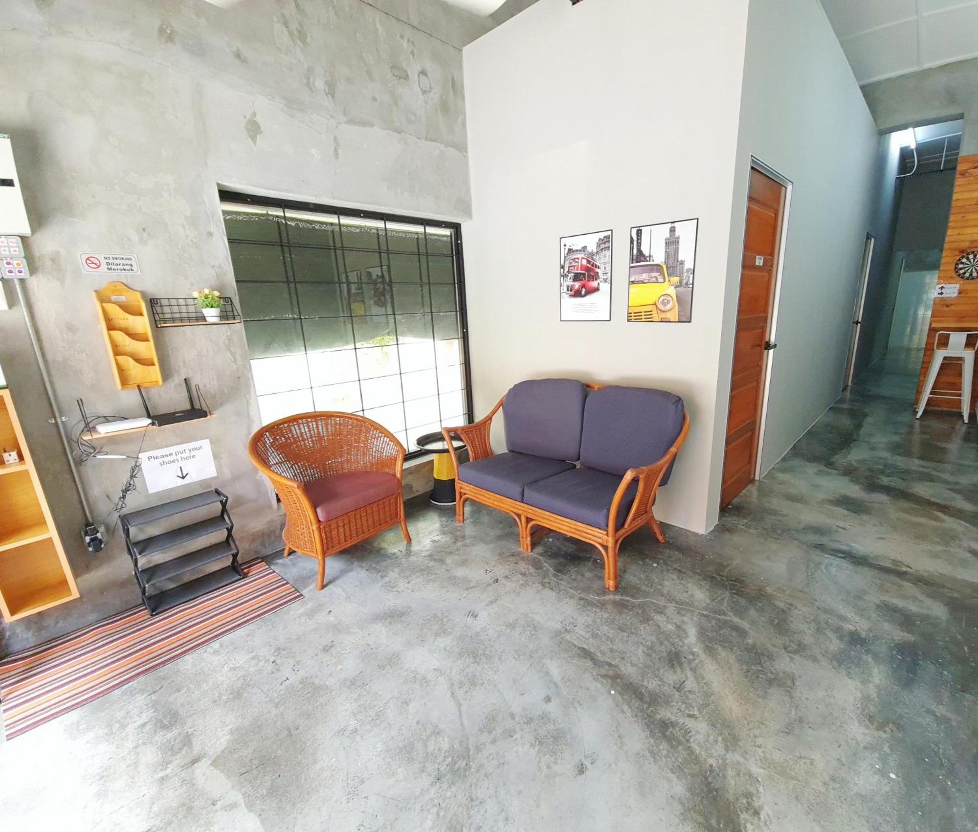 Lot 85 Seremban Town New Cozy Homestay Lobak Roomstay Exterior foto