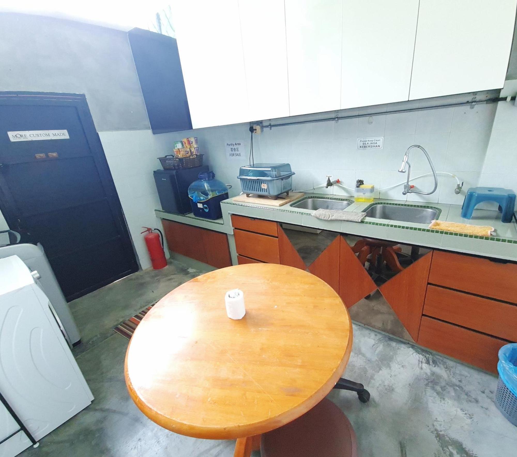 Lot 85 Seremban Town New Cozy Homestay Lobak Roomstay Exterior foto